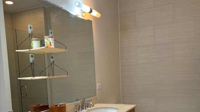 Foto del edificio - 3844 N Ashland Ave