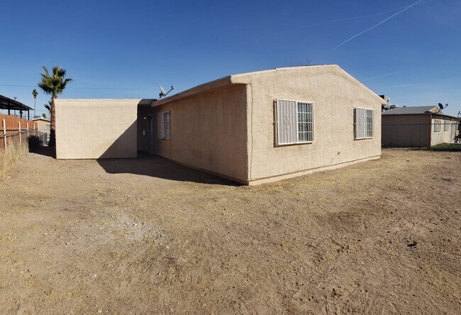 Foto del edificio - 517 Duchess Ave