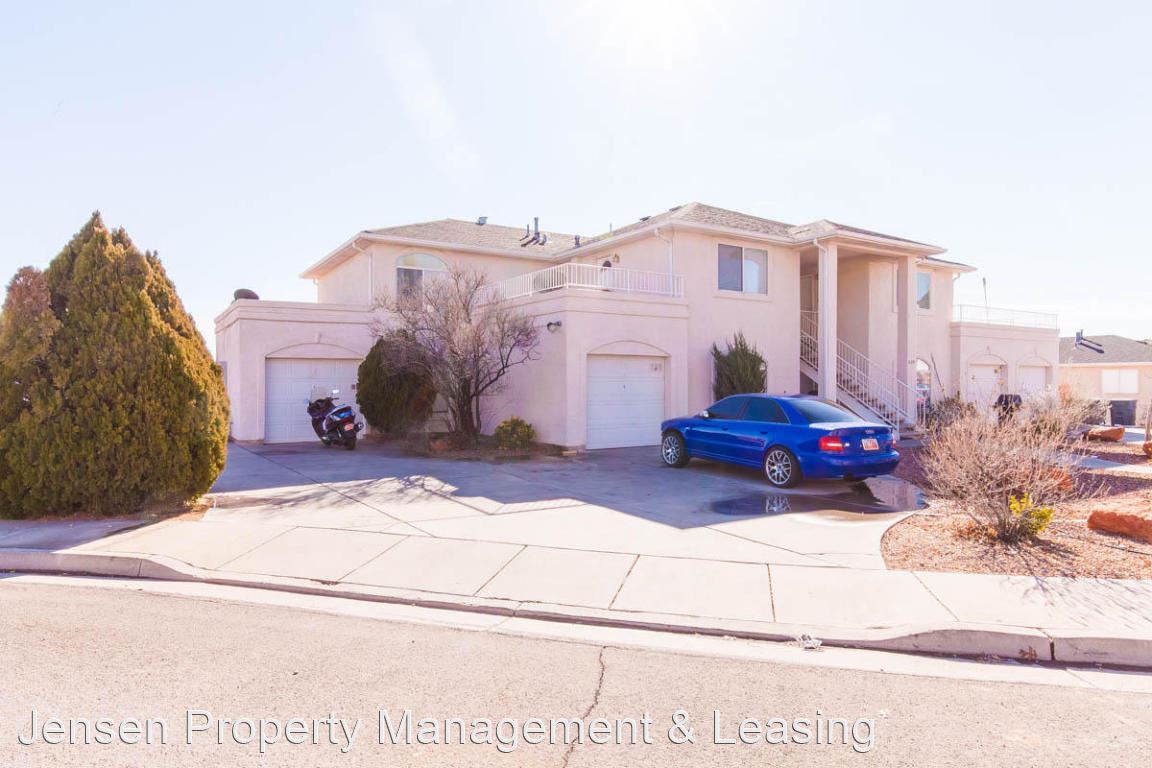 Primary Photo - 629 W Evans Ridge Cir