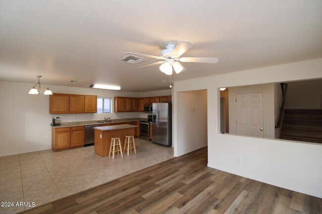 Foto del edificio - 7308 S 37th Glen