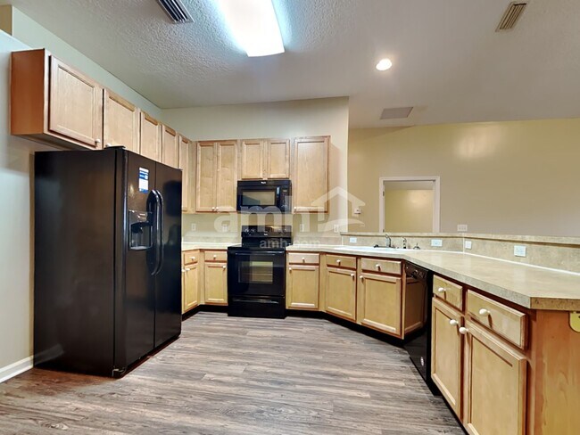 Building Photo - 3337 Horseshoe Trail Dr