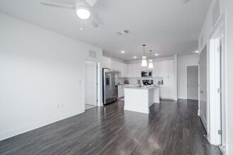 2BR, 2BA - 1,079SF B3 The Fleur de Lys 7785-319 - Griffon at Vero Beach