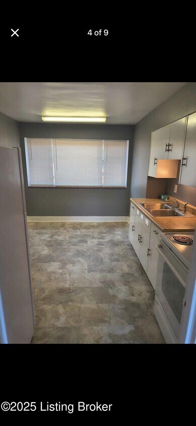 Foto del edificio - 3821 Nanz Ave