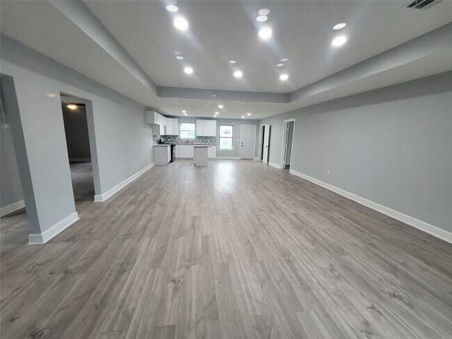 Foto del edificio - 4859 Bellnole Dr