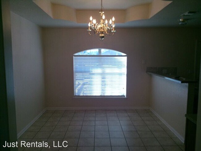 Building Photo - 3 br, 2 bath House - 202 Cedar Ridge Dr.