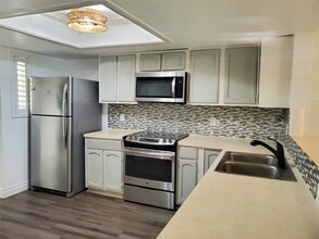 Building Photo - 14555 Wunderlich Dr