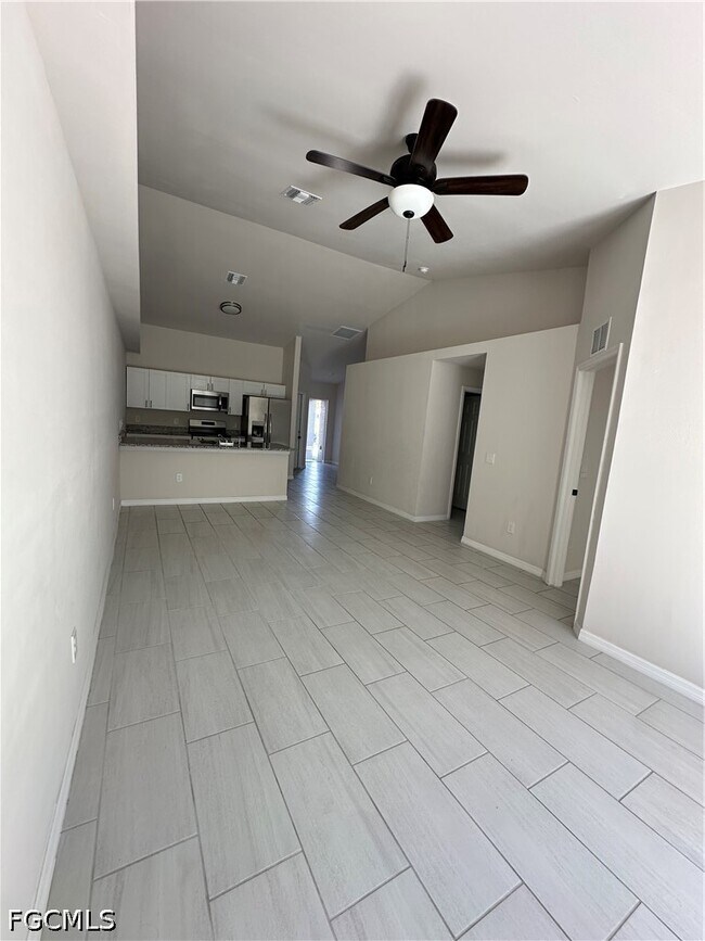 Foto del edificio - 1027 Andalusia Blvd