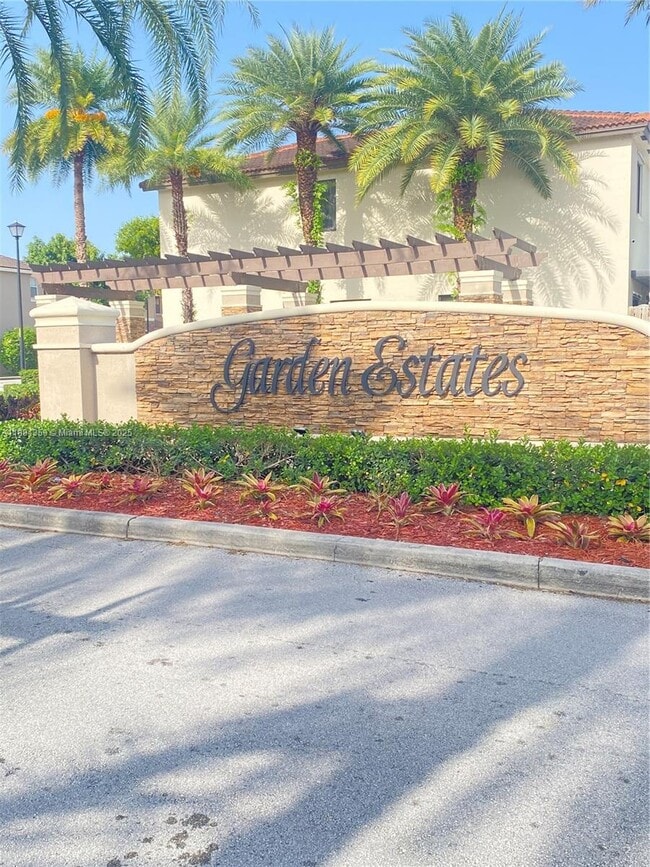 Foto del edificio - 15290 SW 118th Terrace