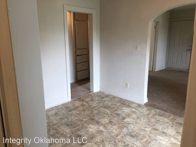 Building Photo - 2 br, 1 bath House - 2016 NW 26th Street