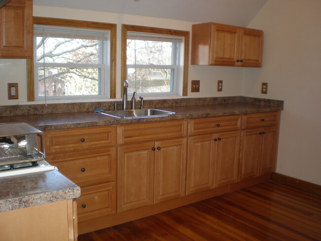 Kitchen - 351 Essex St