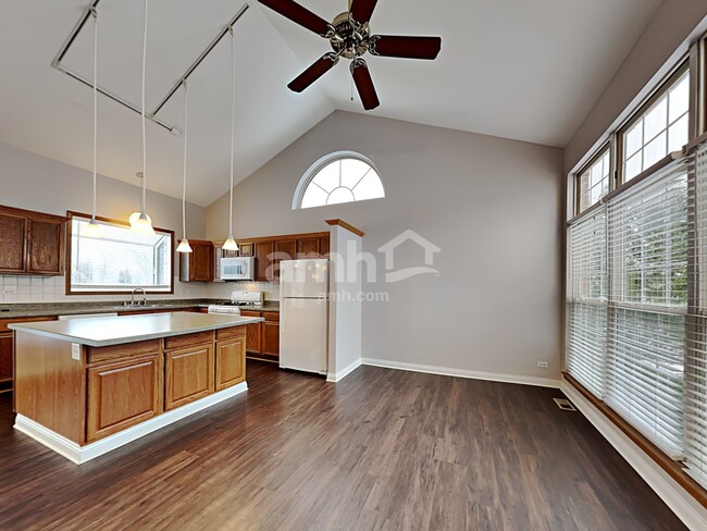 Building Photo - 571 Jenna Drive