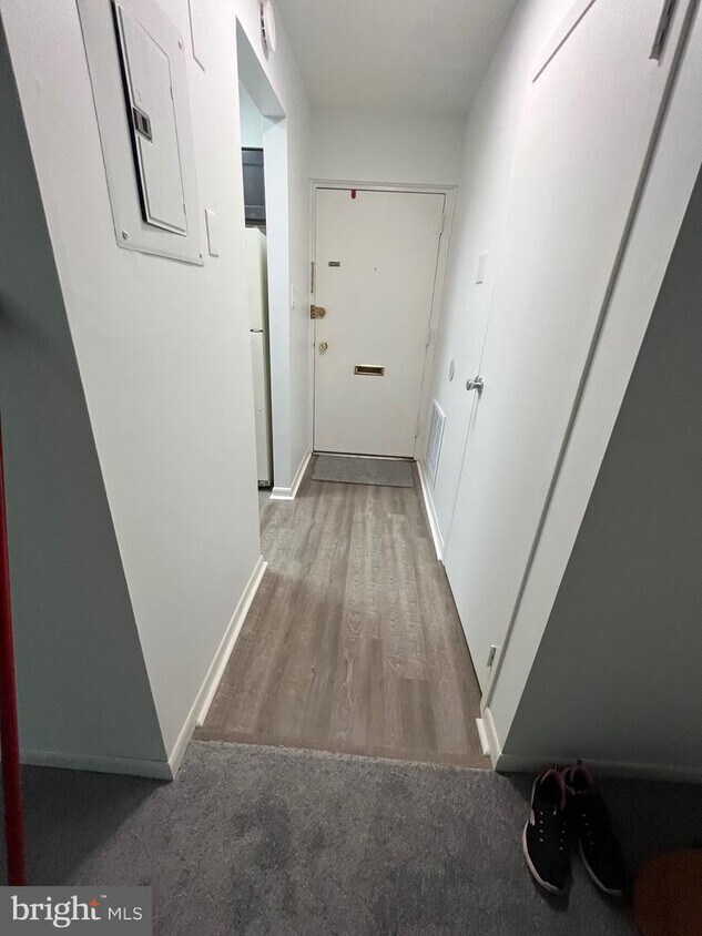 316 White Horse Pike Unit 309, Oaklyn, NJ 08107 Room for Rent in