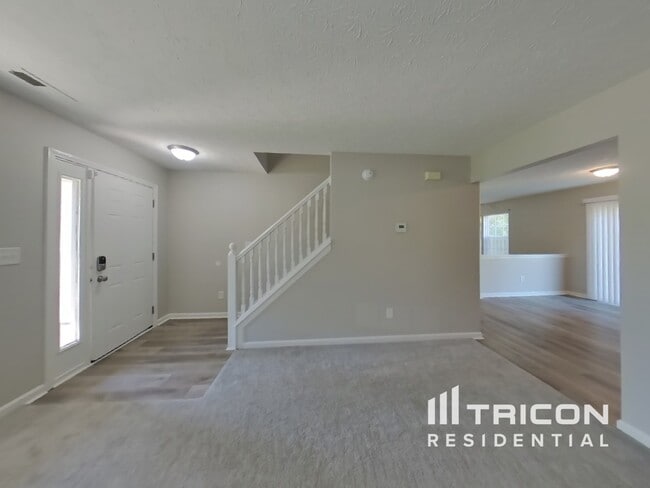 Building Photo - 16736 Yeoman Way