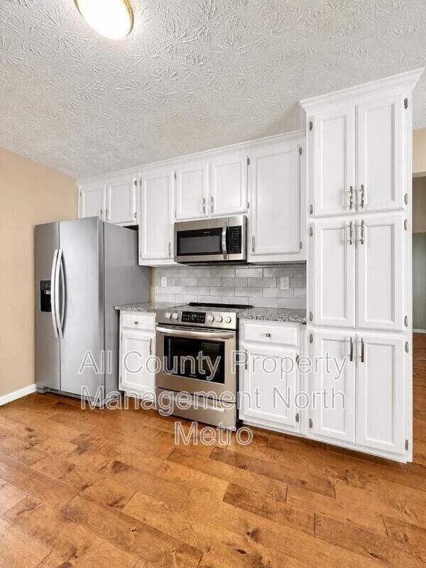 Foto del edificio - 4710 Middleboro Ln