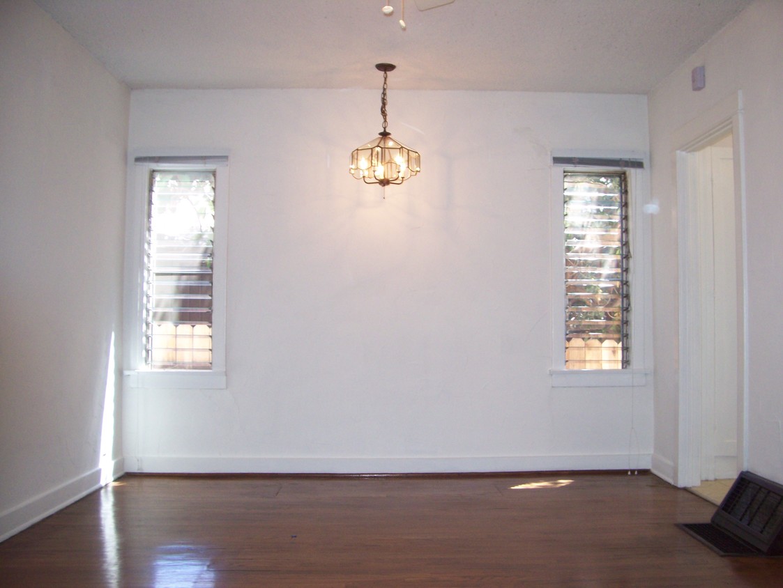 Foto principal - 7228 Fountain Ave