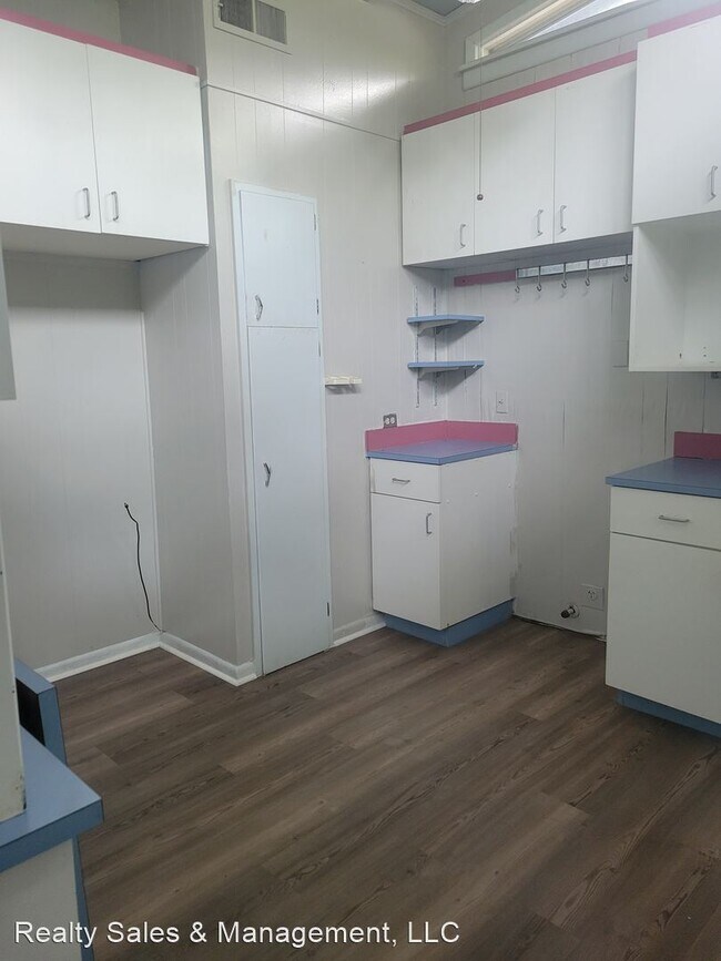 Foto del edificio - 3 br, 1 bath House - 1501 Woody Drive