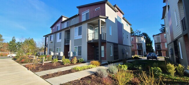 Building Photo - 13411 Ash Way
