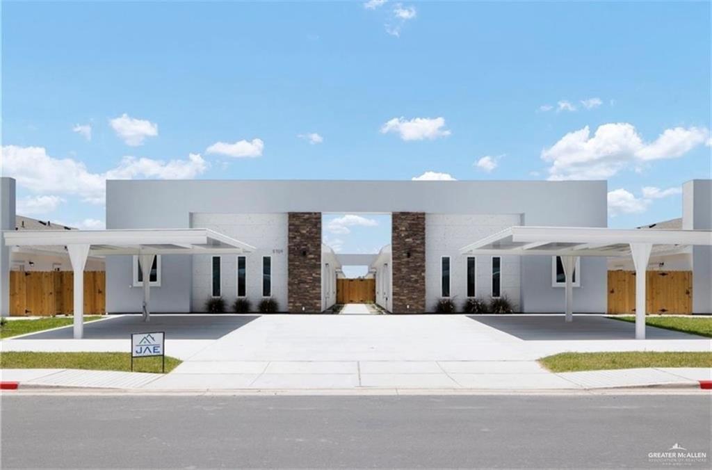 Foto principal - 5709 Northwestern Ave