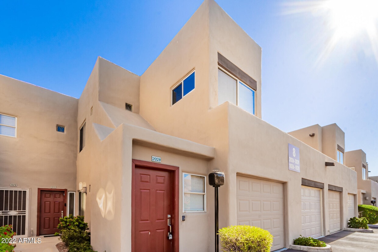 11260 N 92nd St Unit 2028, Scottsdale, AZ 85260 Room for Rent in