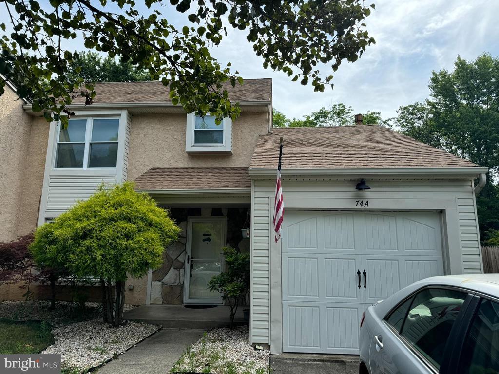 Foto principal - 74 Peregrine Dr