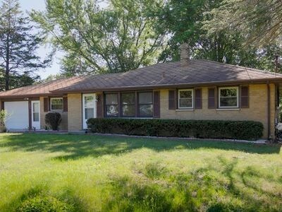 Foto principal - 7025 S 12th St