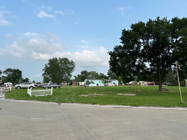 Building Photo - 200 N 28th St