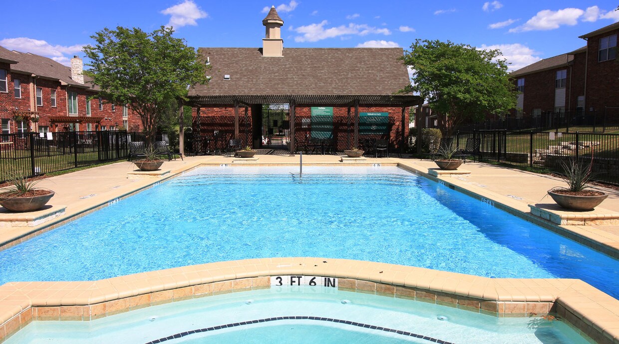 Oaks Estates of Coppell Townhomes for Rent Coppell, TX