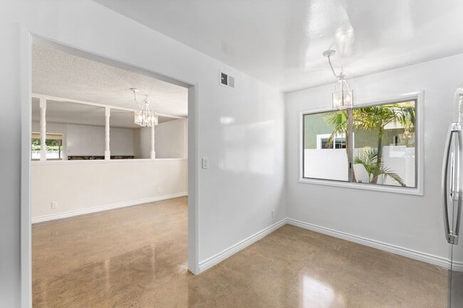 Foto del edificio - 12636 St Mark St