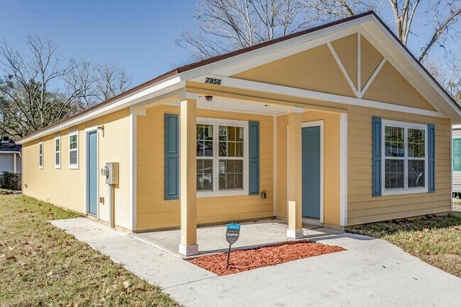Building Photo - 7956 Siskin Ave