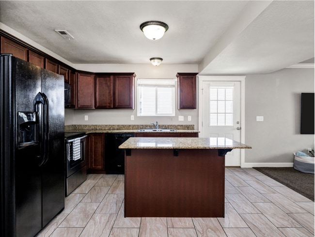 Kitchen & Door to Patio - 455 W 1140 N