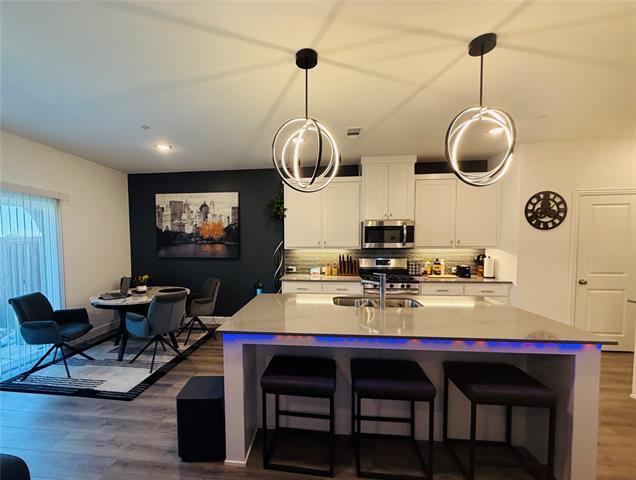 Foto del edificio - 1364 Hill Country Pl