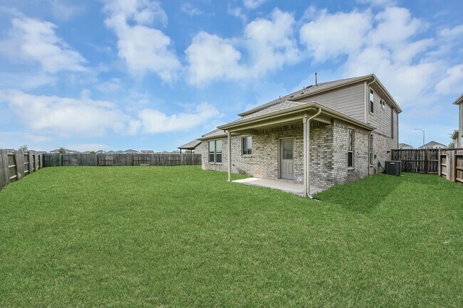 Building Photo - 1325 Grass Bnd Dr