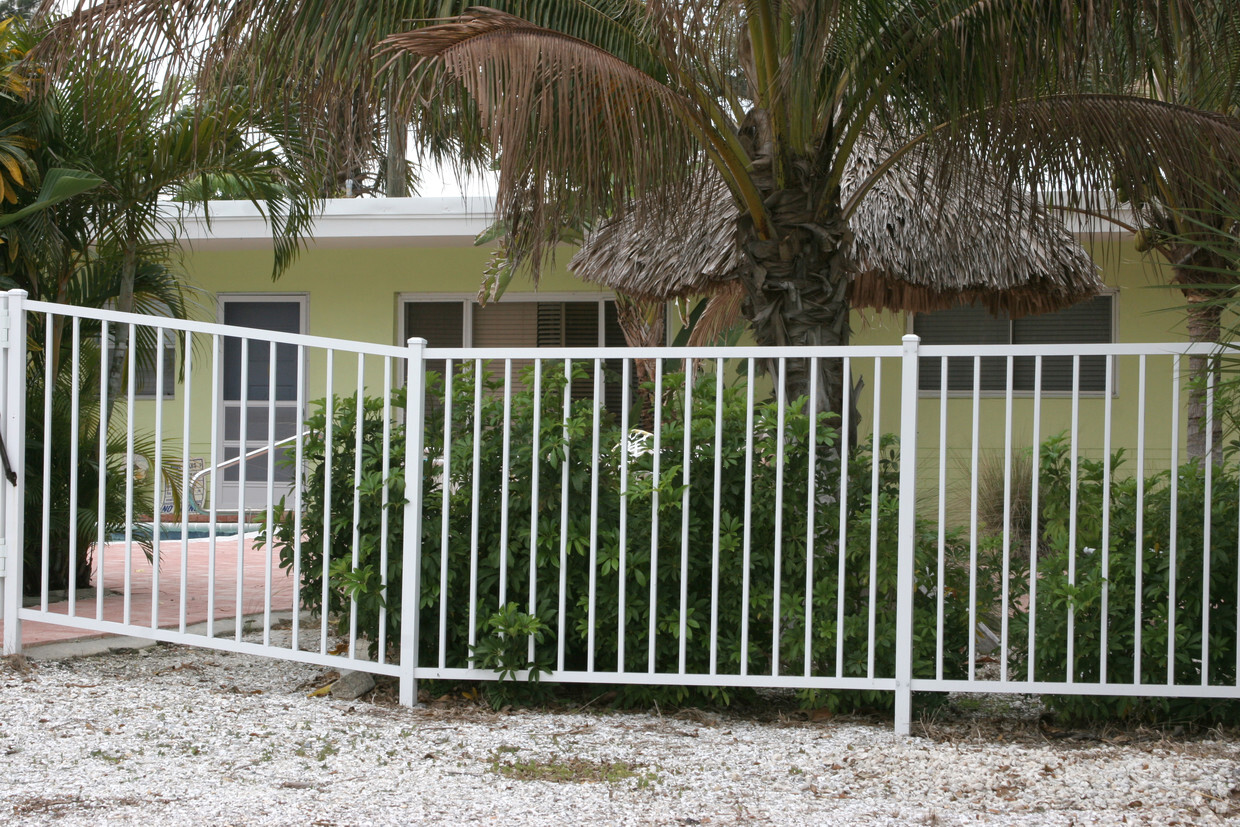 Primary Photo - Coquina Cove Apartments