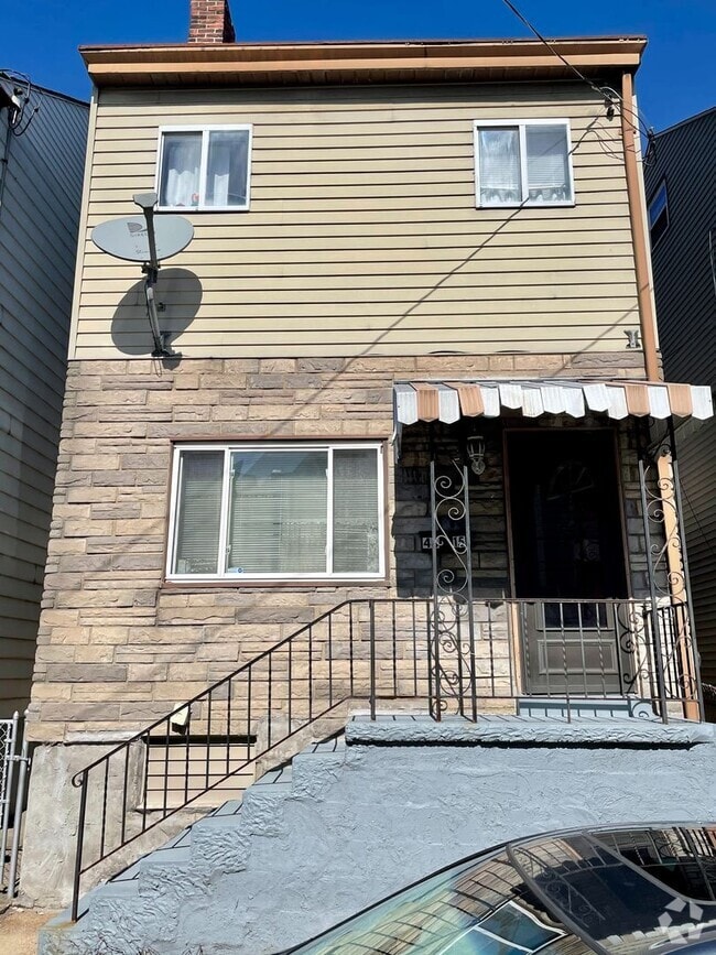 Building Photo - 4815 Cypress St