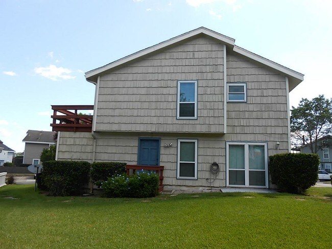 Foto del edificio - 135 April Point Dr N