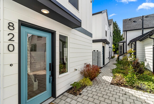 Photo - 820 S Sullivan St (Seattle, WA) Townhome