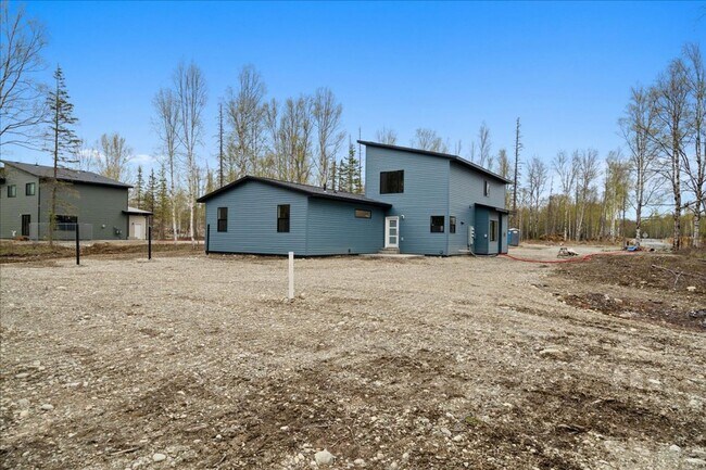 Foto del edificio - 7404 N Paw St