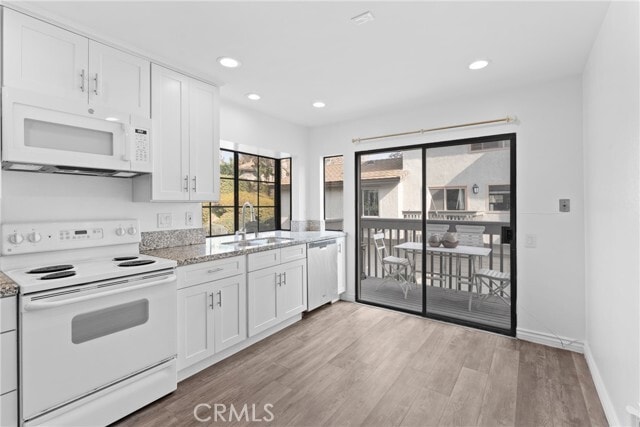 Foto del edificio - 9 Moon Shadow