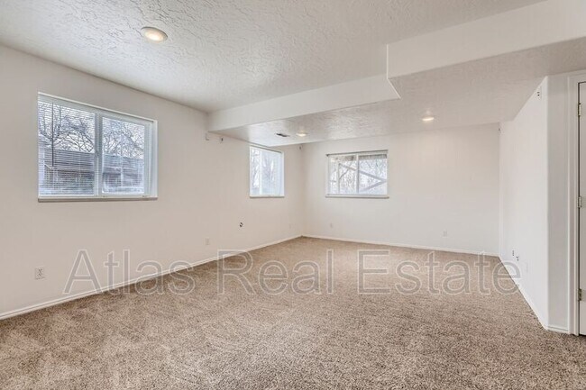 Building Photo - 5955 S 3375 W