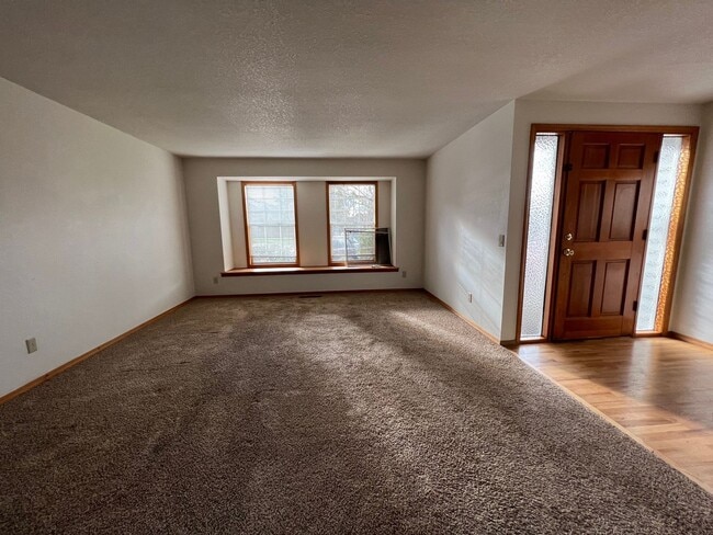 Photo - 16040 NW Edward Ct House