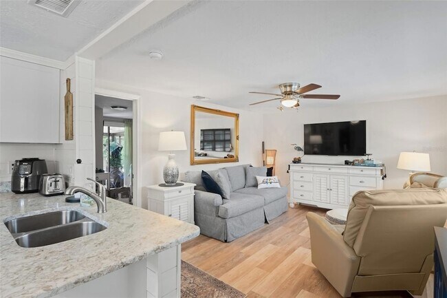 Foto del edificio - 1980 Tahitian Pl