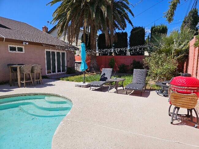 Foto del edificio - 3500 El Cortez Ave