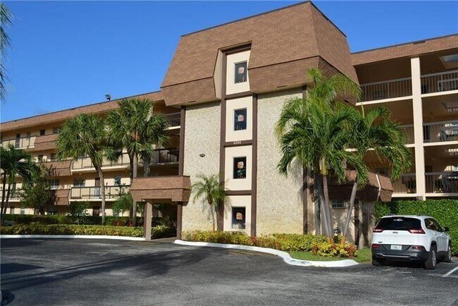 Foto del edificio - 6300 NW 2nd Ave