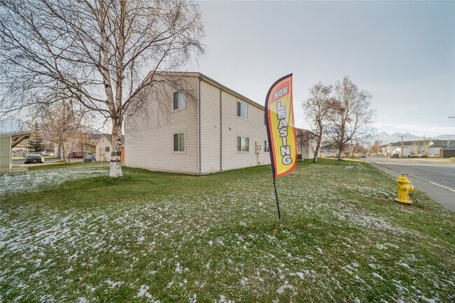 Foto del edificio - 424 E Dogwood Ave