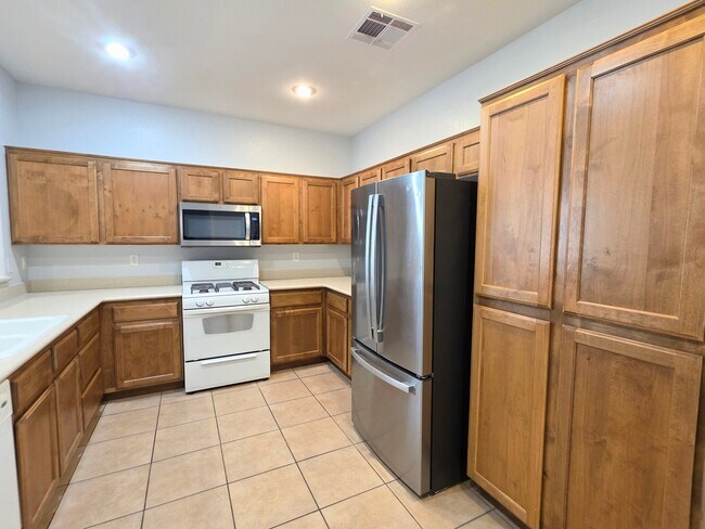 Foto del edificio - 7750 Crystal Village Ln