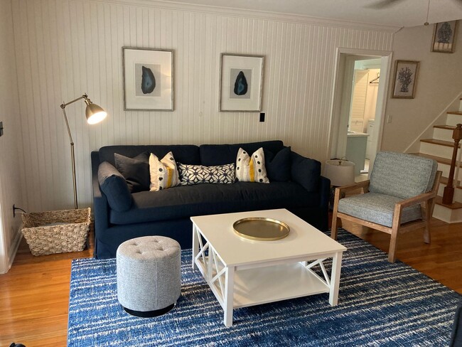 Foto del edificio - Sullivan's Island Charmer-Fully Furnished