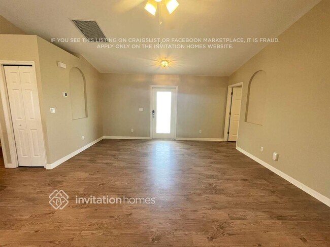 Foto del edificio - 319 SW 19th Terrace