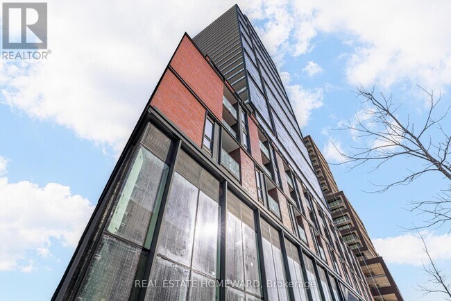 Photo du bâtiment - 35 Parliament St