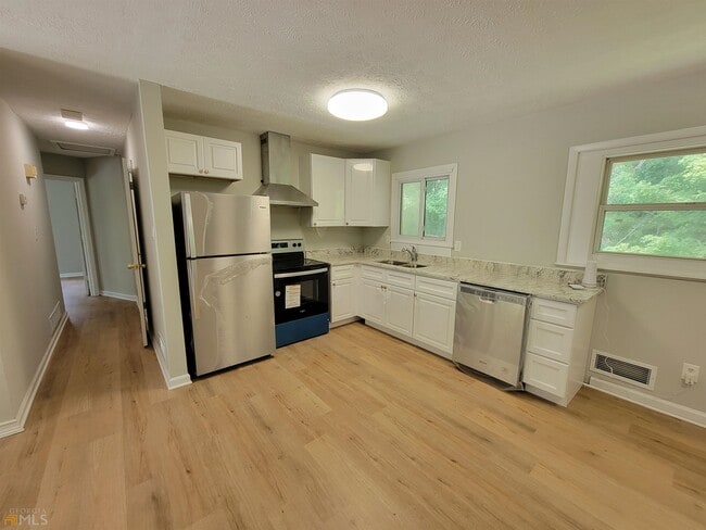 Building Photo - 6628 Stark Ct