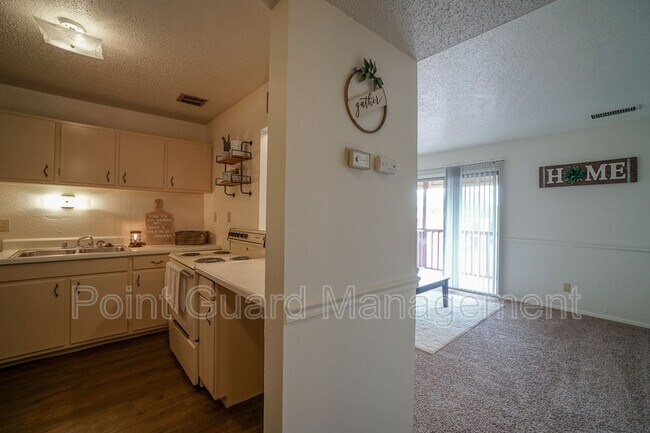 Foto del edificio - 1500 Oxford Pl